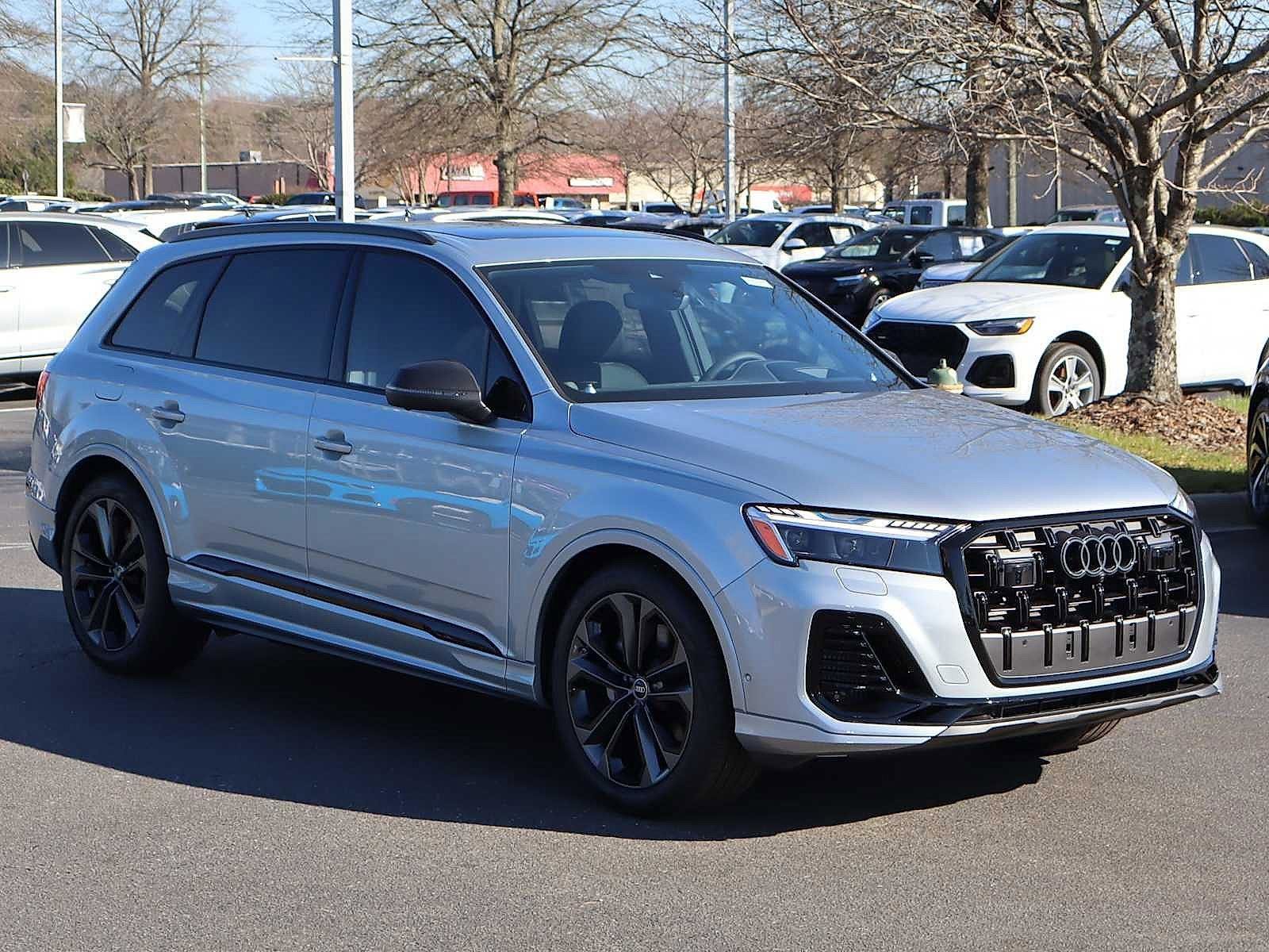 Used 2025 Audi Q7 3.0T Prestige w/ Prestige Package AWD/4WD image 2