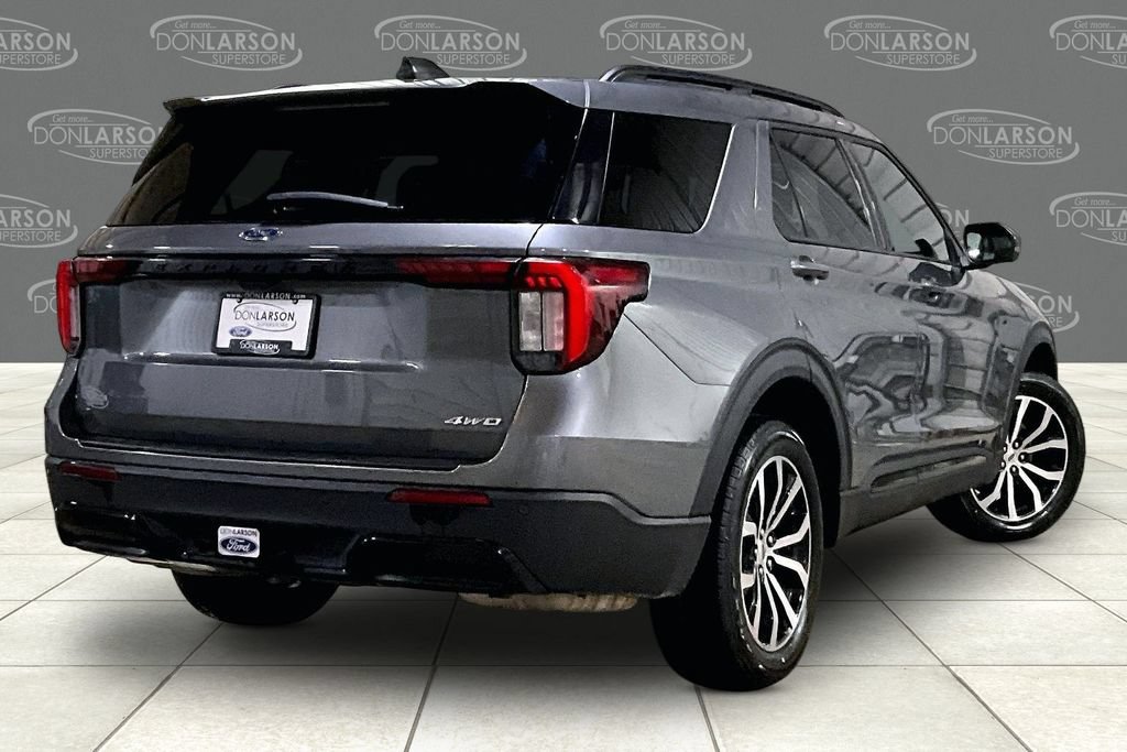 Used 2025 Ford Explorer ST-Line AWD/4WD image 10