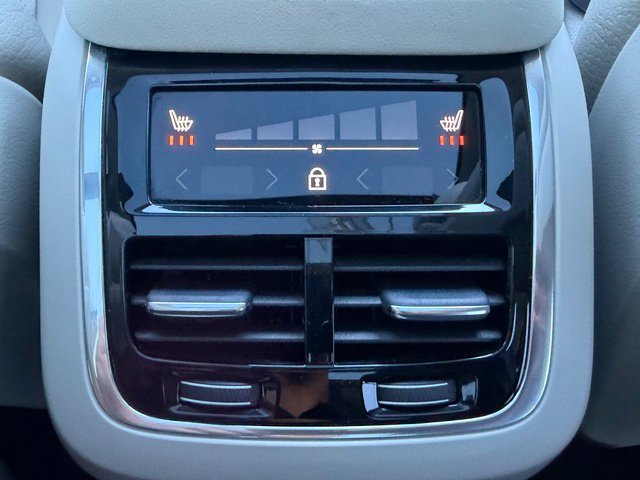 Used 2023 Volvo XC90 B6 Plus w/ Protection Package AWD/4WD image 20
