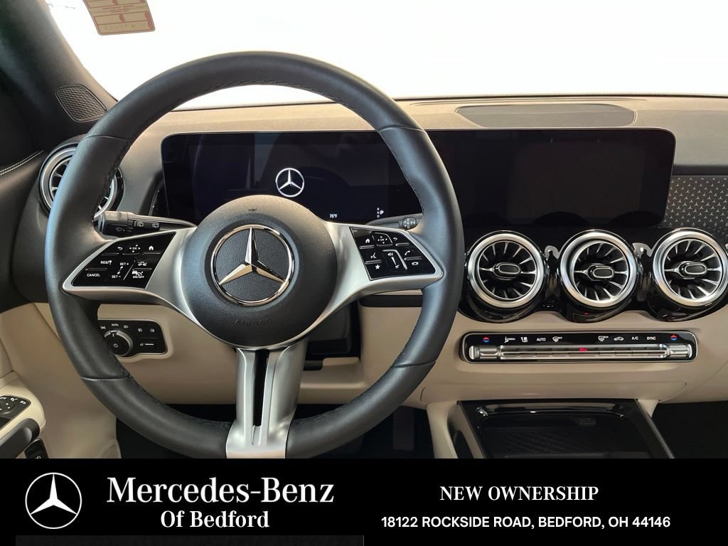 Used 2026 Mercedes-Benz GLB 250 4MATIC image 21