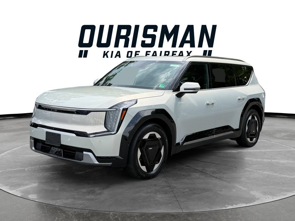 Used 2024 Kia EV9 Land AWD/4WD image 2