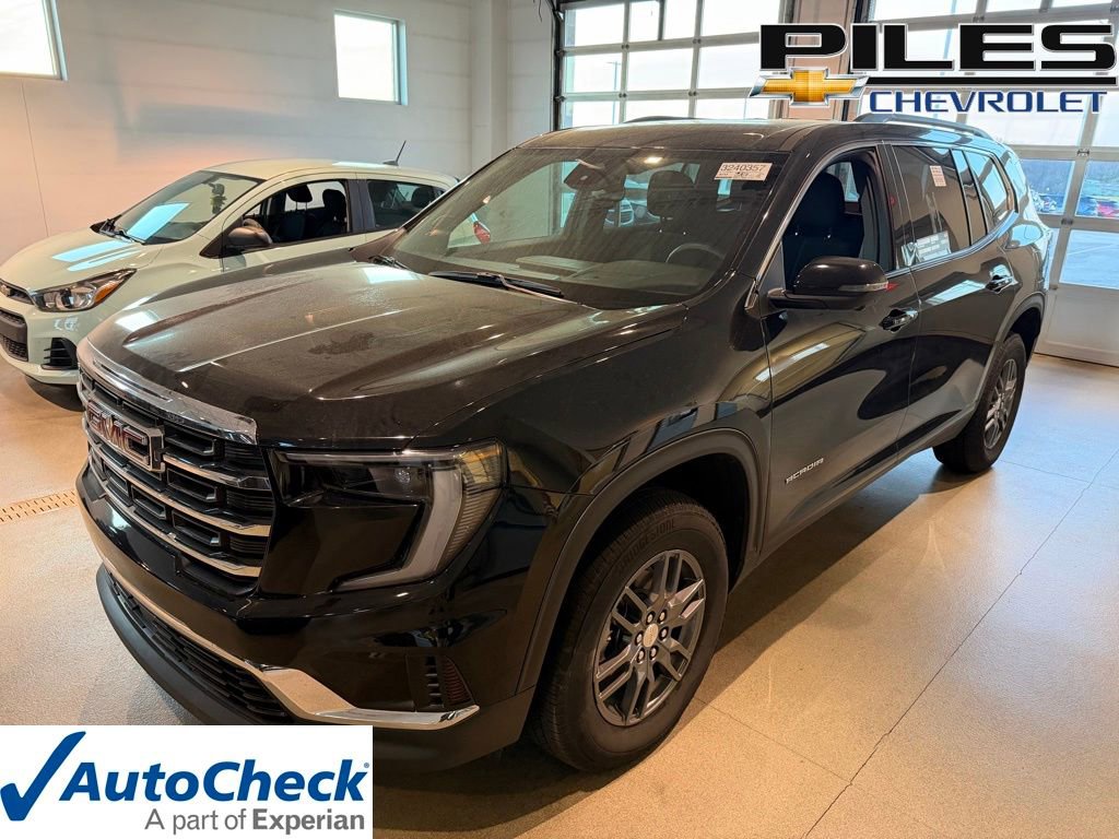 Used 2025 GMC Acadia Elevation