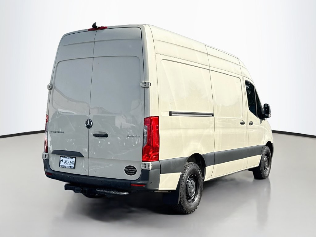 Used 2021 Mercedes-Benz Sprinter 2500 image 6