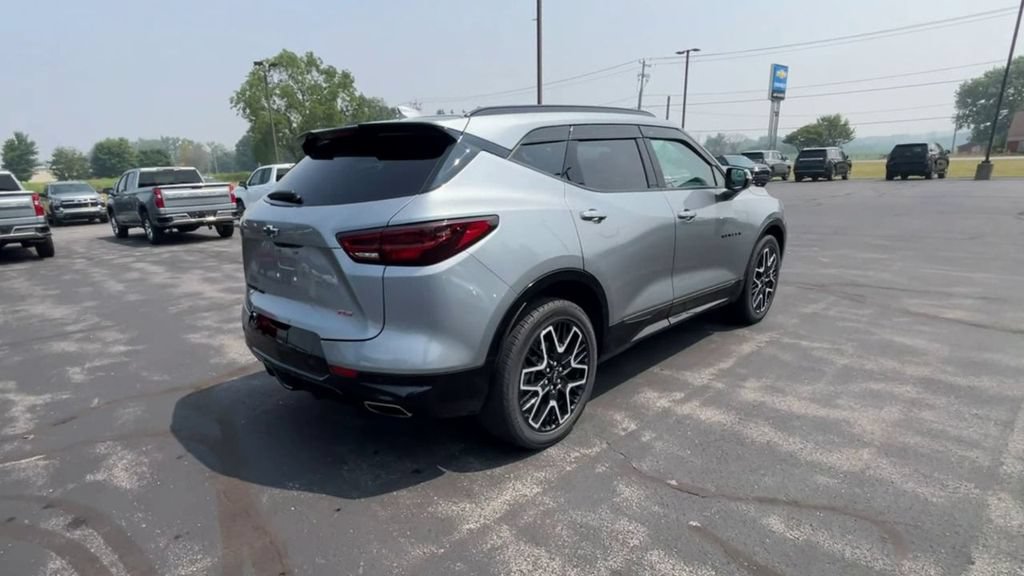 Certified 2025 Chevrolet Blazer RS w/ Driver Confidence II Package AWD/4WD image 8