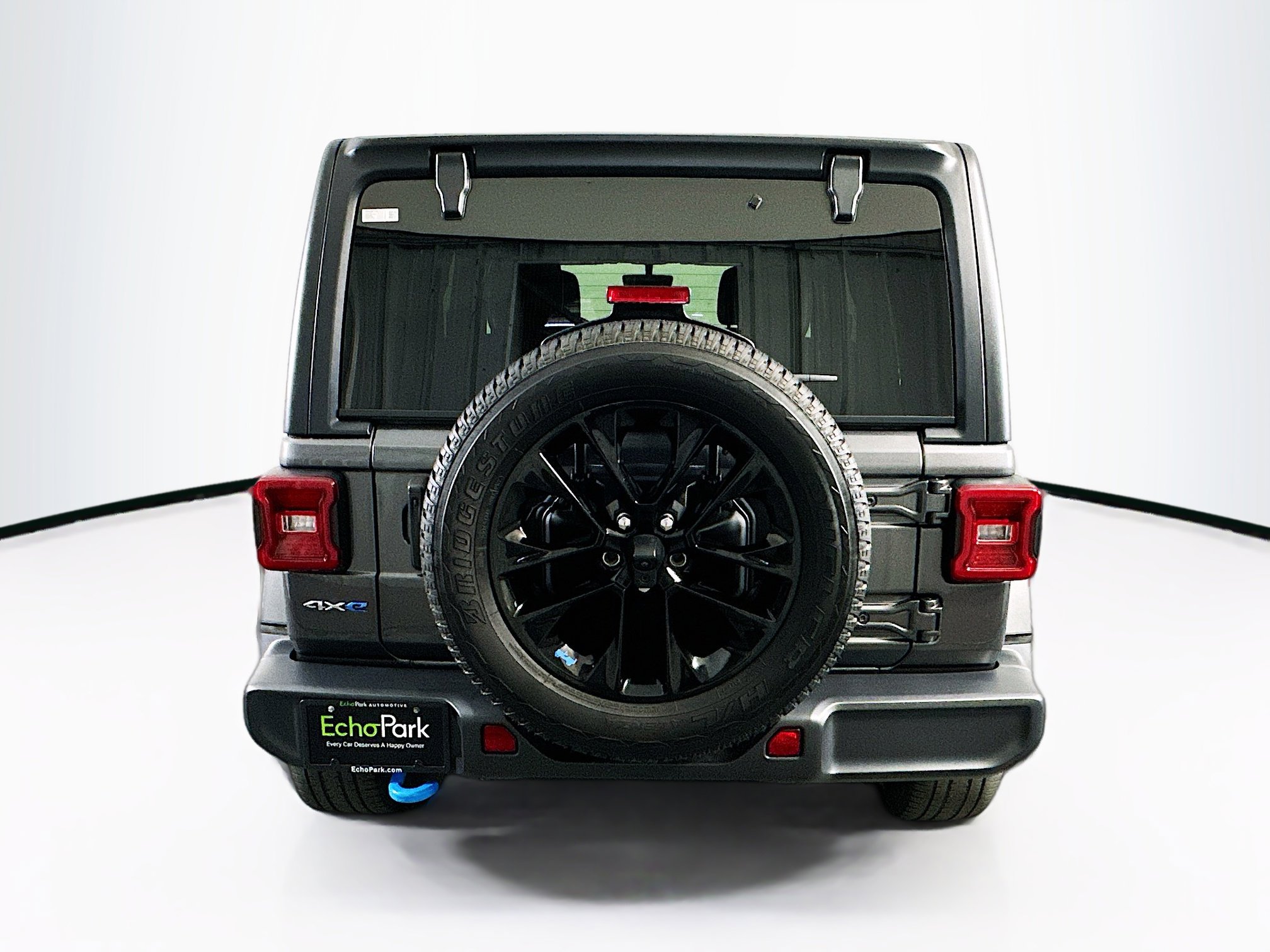 Used 2022 Jeep Wrangler Sahara image 7