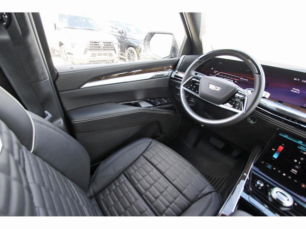 New 2026 Cadillac Escalade Platinum Sport w/ LPO, ONYX Package AWD/4WD image 8