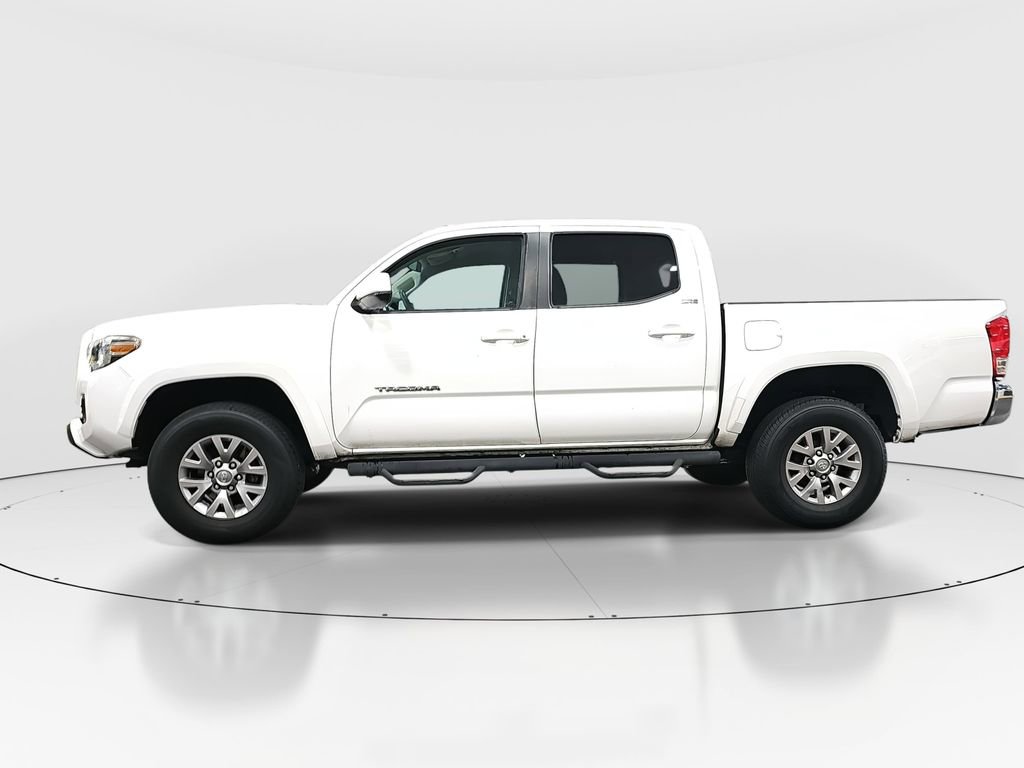 Used 2016 Toyota Tacoma SR5 image 8