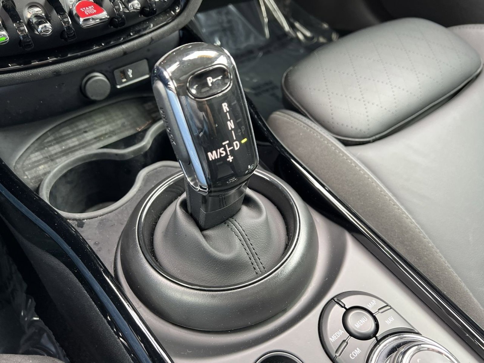 Certified 2024 MINI Cooper Clubman S image 19