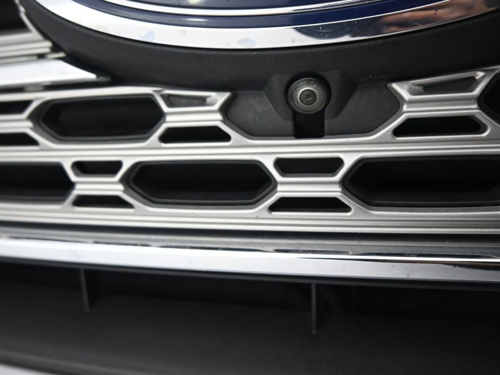 Used 2023 Ford Explorer Limited image 42