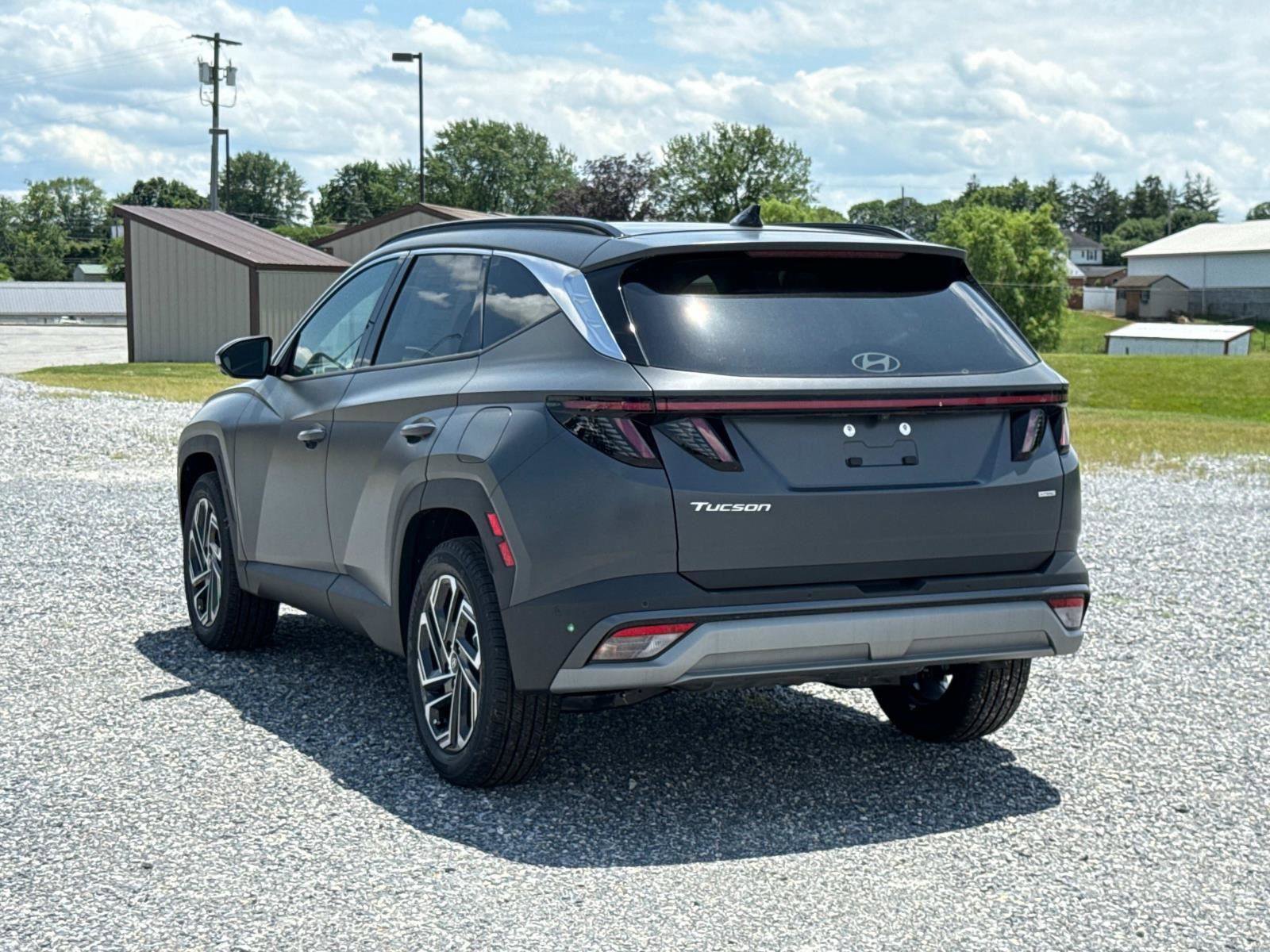 New 2025 Hyundai Tucson Limited image 16