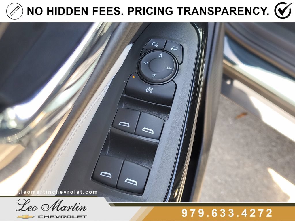 Used 2025 Chevrolet Trax LT w/ Driver Confidence Package FWD image 18