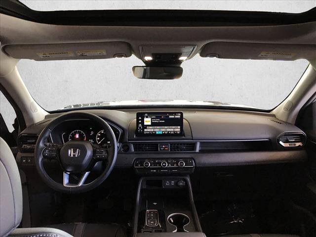 Used 2023 Honda Pilot Touring image 18