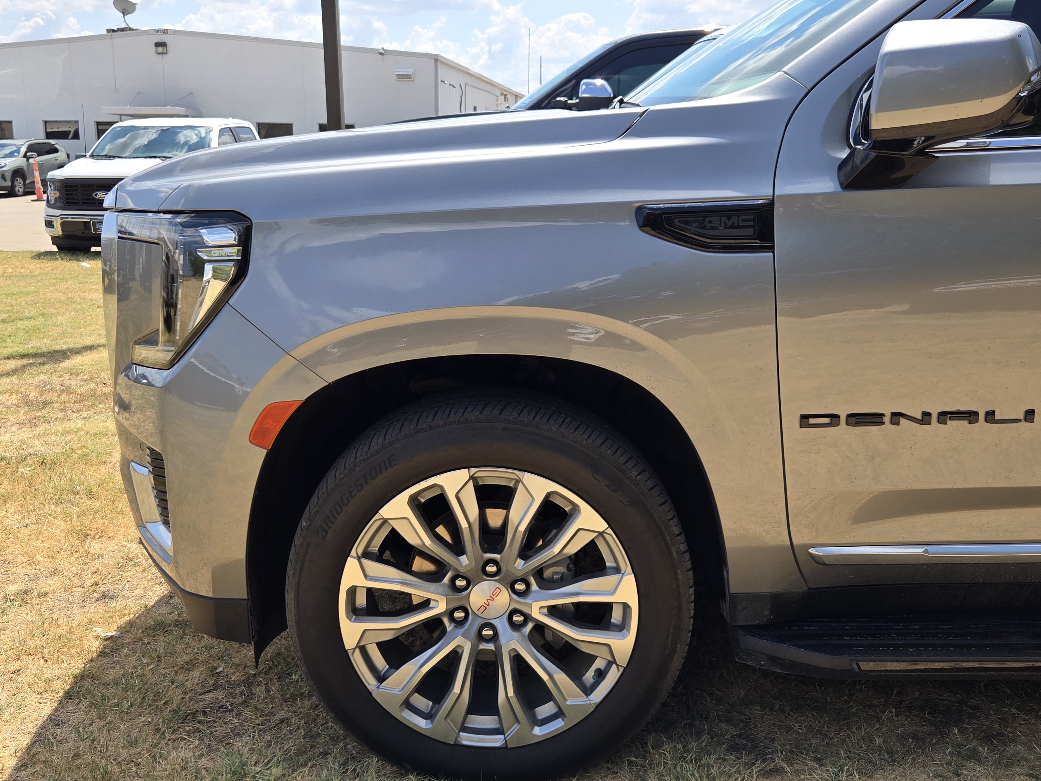 Used 2024 GMC Yukon Denali w/ Max Trailering Package AWD/4WD image 8