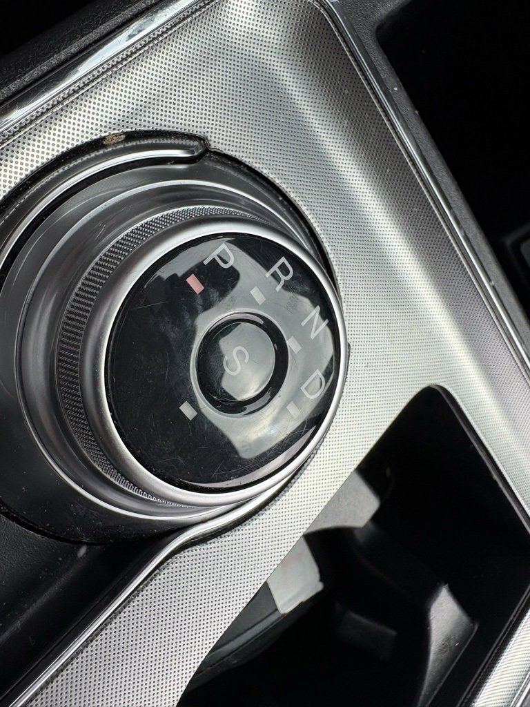 Used 2024 Ford Edge Titanium image 44