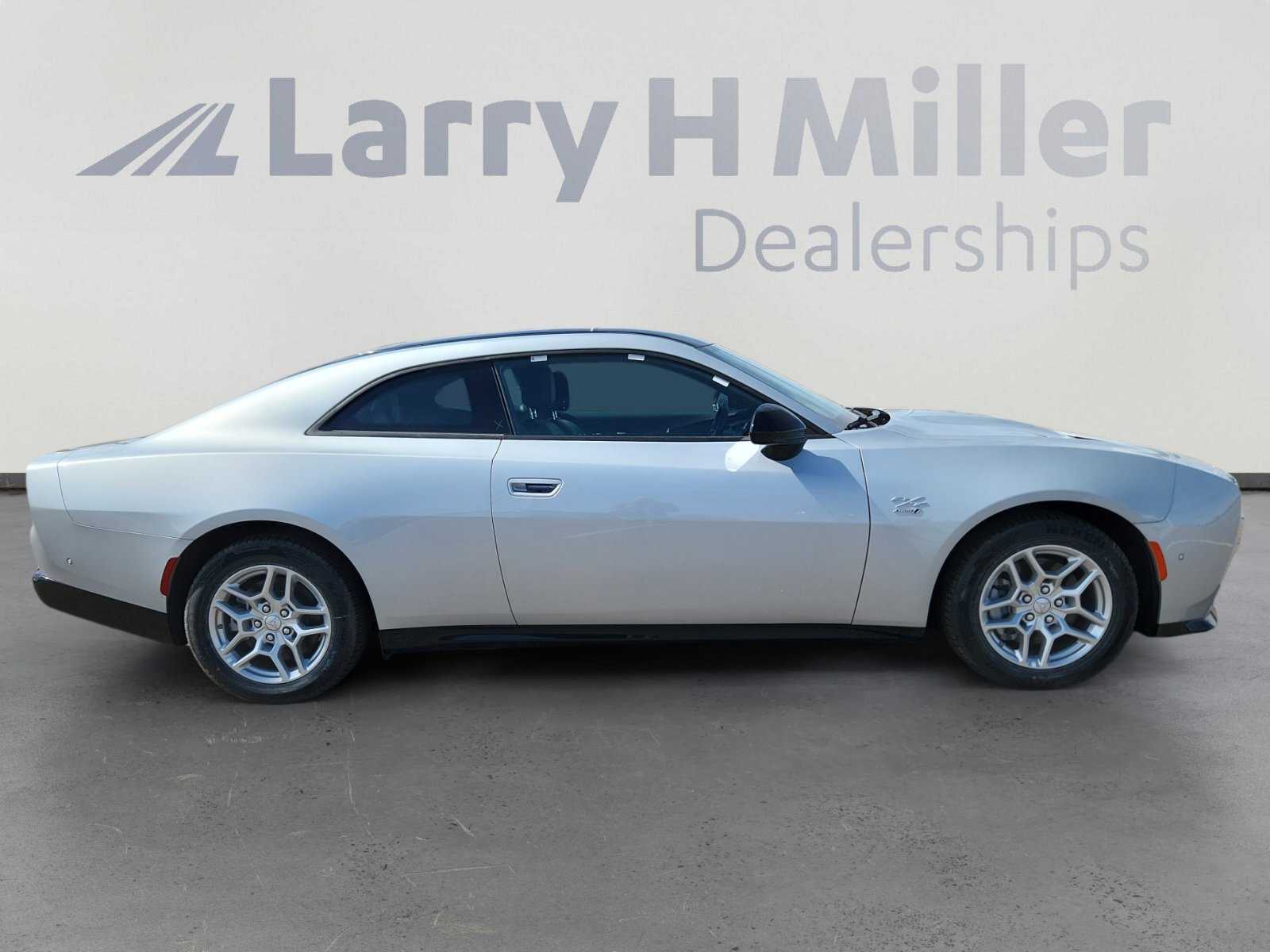 New 2025 Dodge Charger Daytona R/T w/ Quick Order Package 25M R/T AWD/4WD image 7