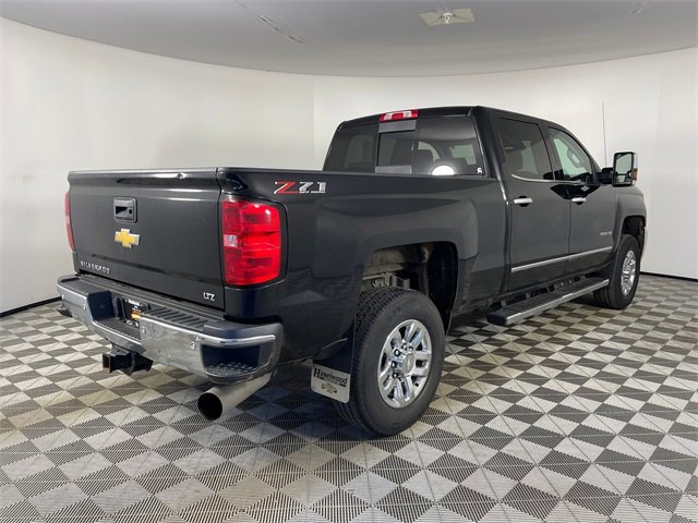 Used 2019 Chevrolet Silverado 3500 LTZ w/ Duramax Plus Package image 17