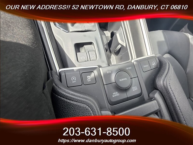 Used 2025 Toyota Grand Highlander AWD image 20
