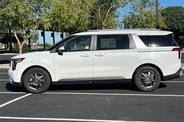 New 2026 Kia Carnival EX image 10