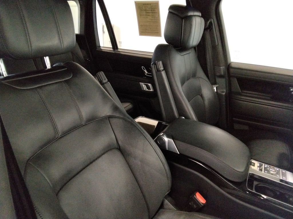 Used 2020 Land Rover Range Rover Long Wheelbase HSE image 50