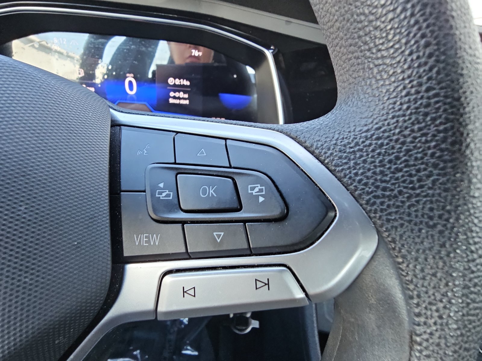 Used 2023 Volkswagen Jetta Sport FWD image 17