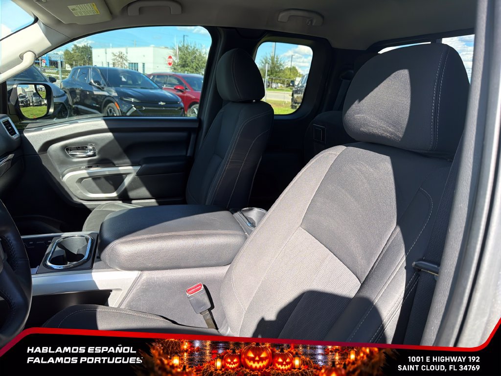 Used 2017 Nissan Titan SV RWD image 15