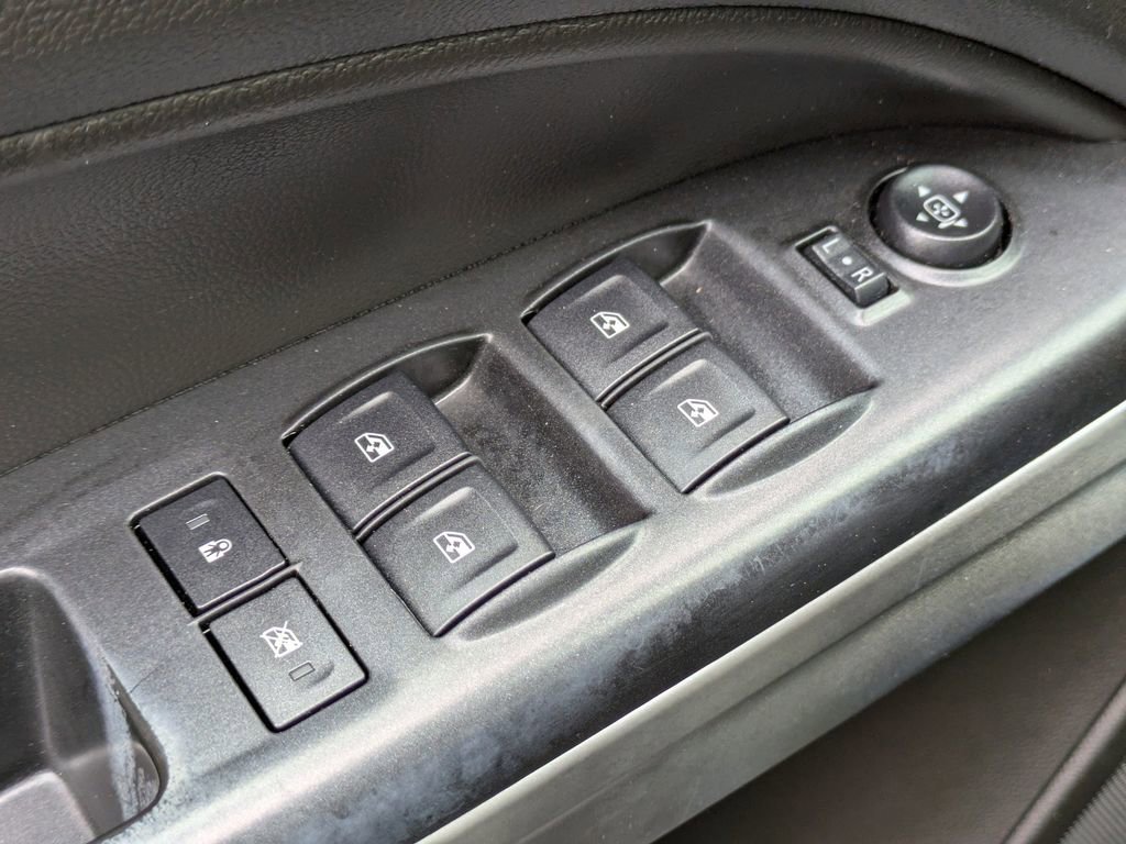 Used 2016 Chevrolet Colorado LT w/ LT Convenience Package image 23