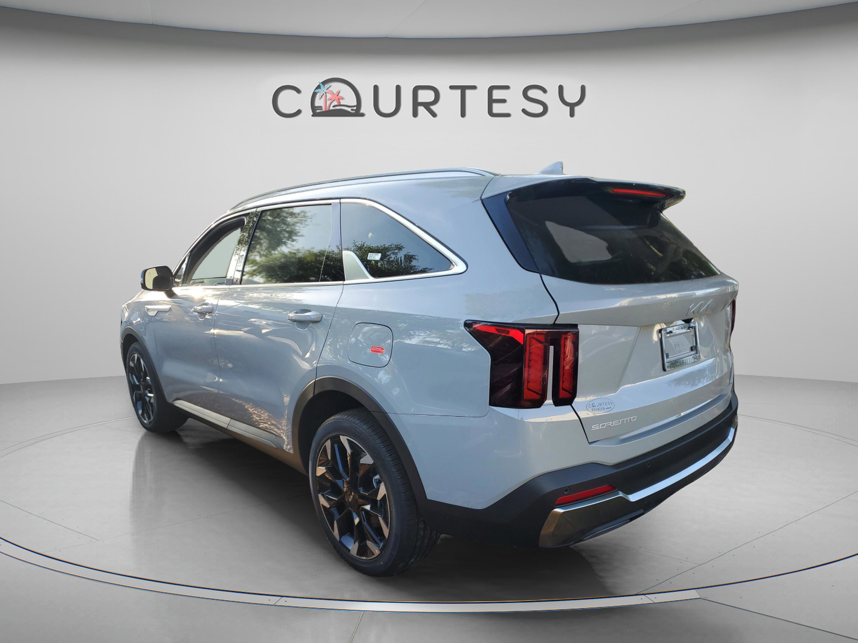 New 2026 Kia Sorento EX FWD image 2