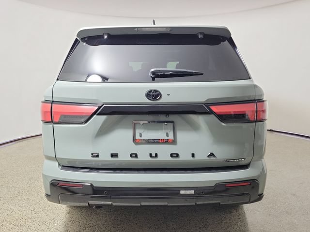 Used 2025 Toyota Sequoia Platinum AWD/4WD image 6