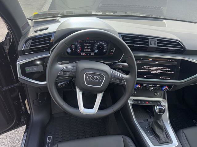 Certified 2025 Audi Q3 2.0T Premium Plus w/ Premium Plus Package AWD/4WD image 25