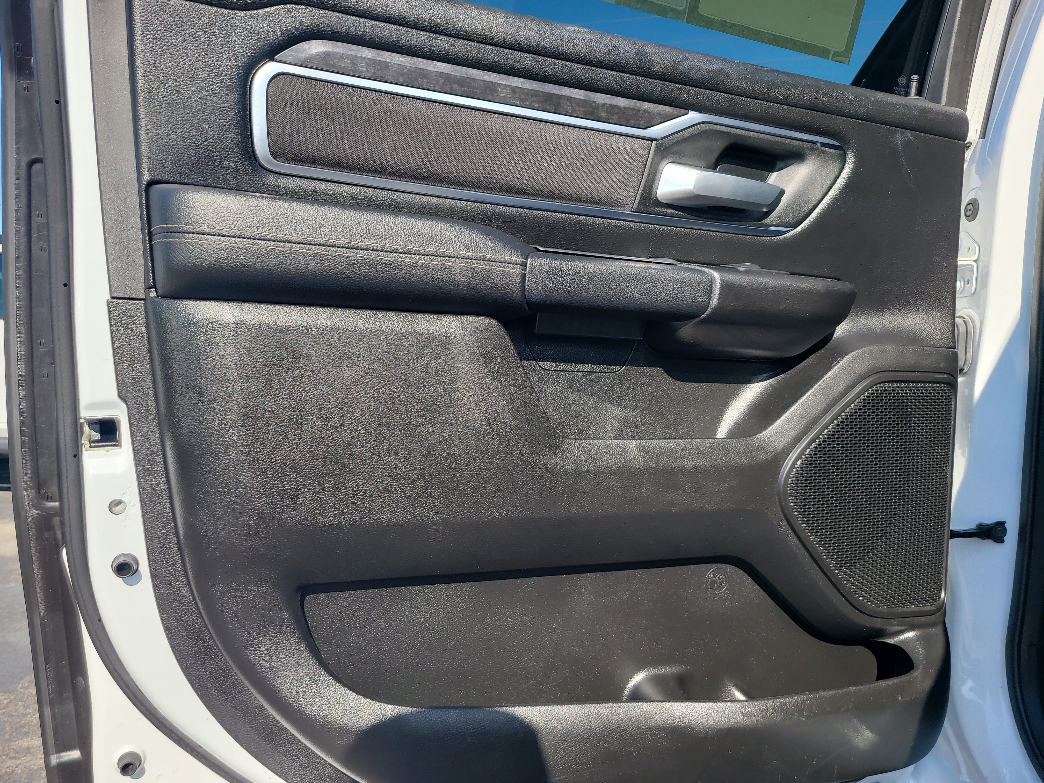 Used 2024 RAM 1500 Big Horn AWD/4WD image 11