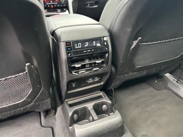 Used 2022 Jeep Grand Cherokee L Limited image 27