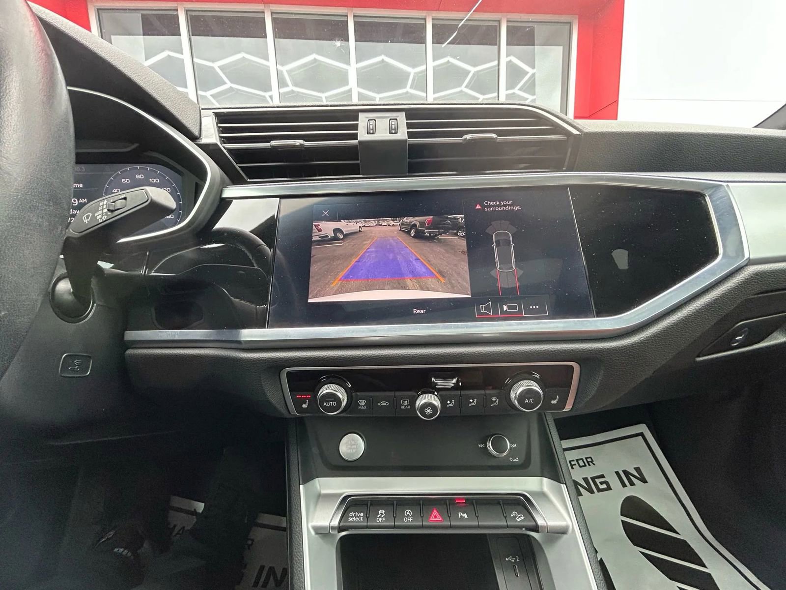 Used 2020 Audi Q3 2.0T Premium w/ Convenience Package image 14