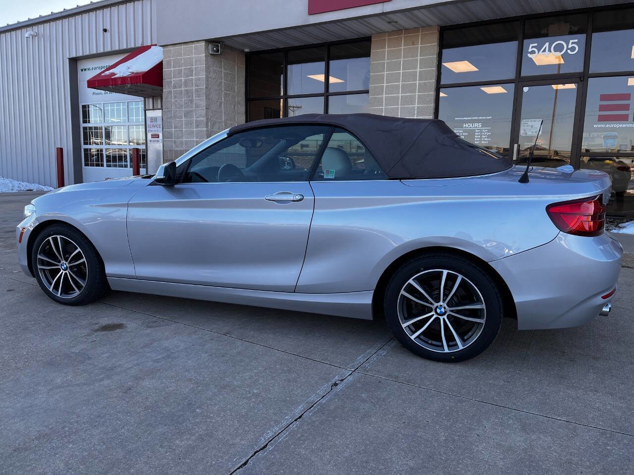 Used 2018 BMW 230i xDrive 230i xDrive AWD 2dr Convertibl image 10