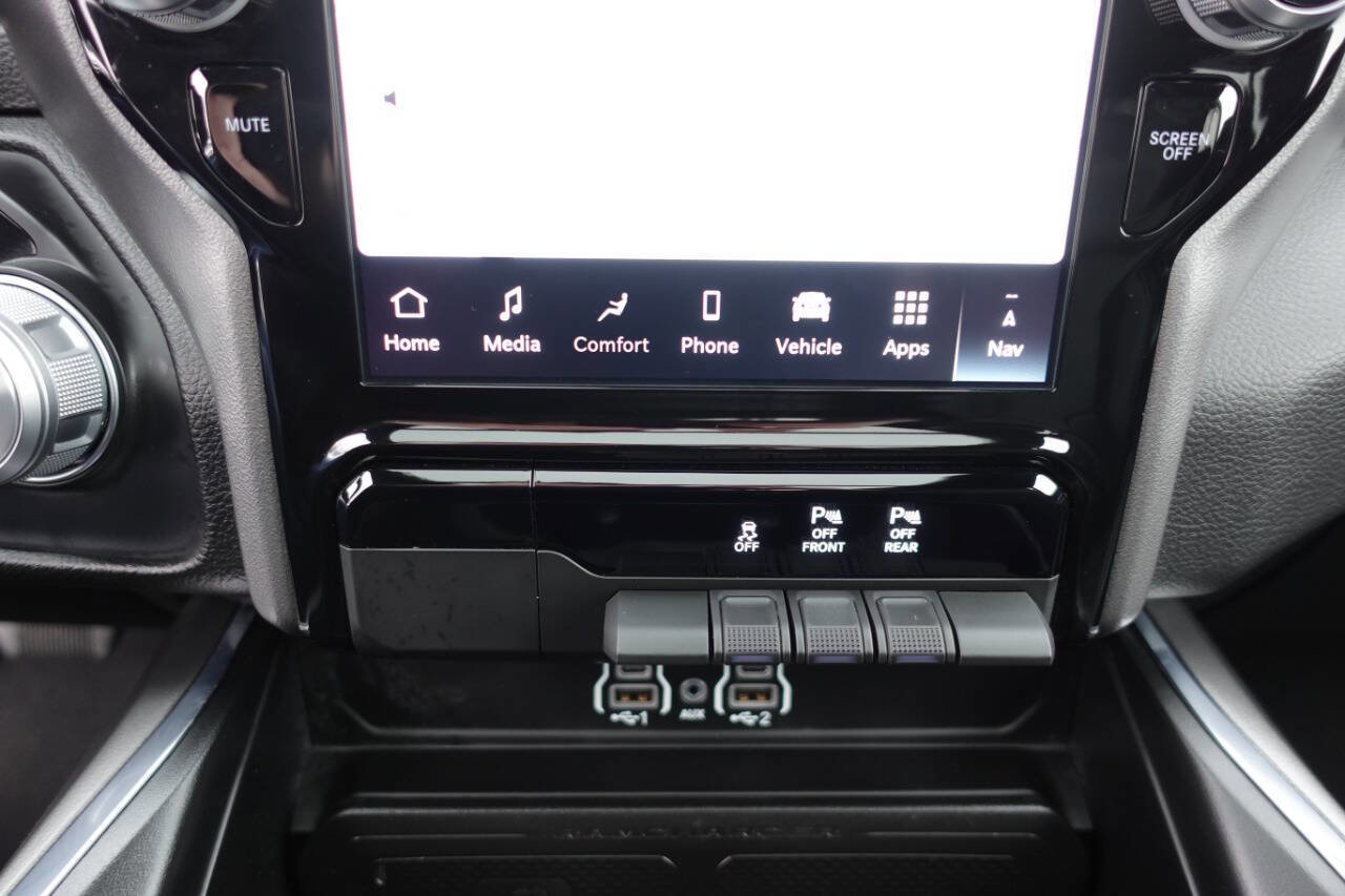 Used 2025 RAM 1500 Laramie w/ Sport Appearance Package AWD/4WD image 44