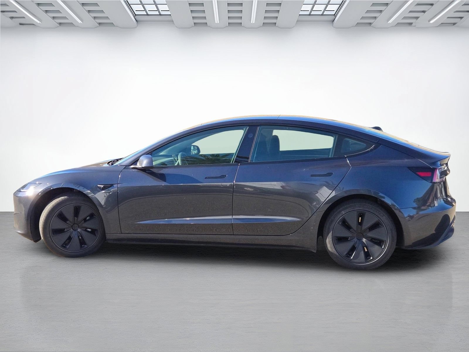 Used 2025 Tesla Model 3 Long Range RWD image 7