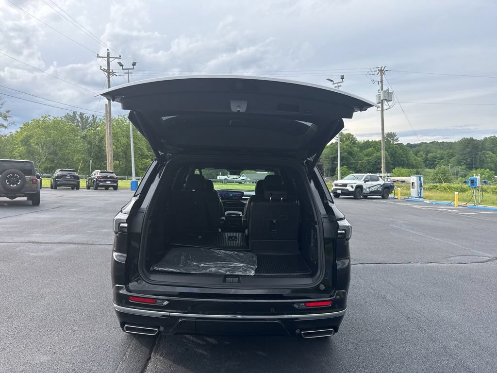 Used 2025 Buick Enclave Avenir w/ Super Cruise Package AWD/4WD image 39