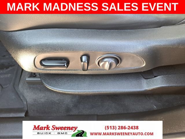 Used 2020 Chevrolet Traverse Premier w/ LPO, Midnight Edition image 19