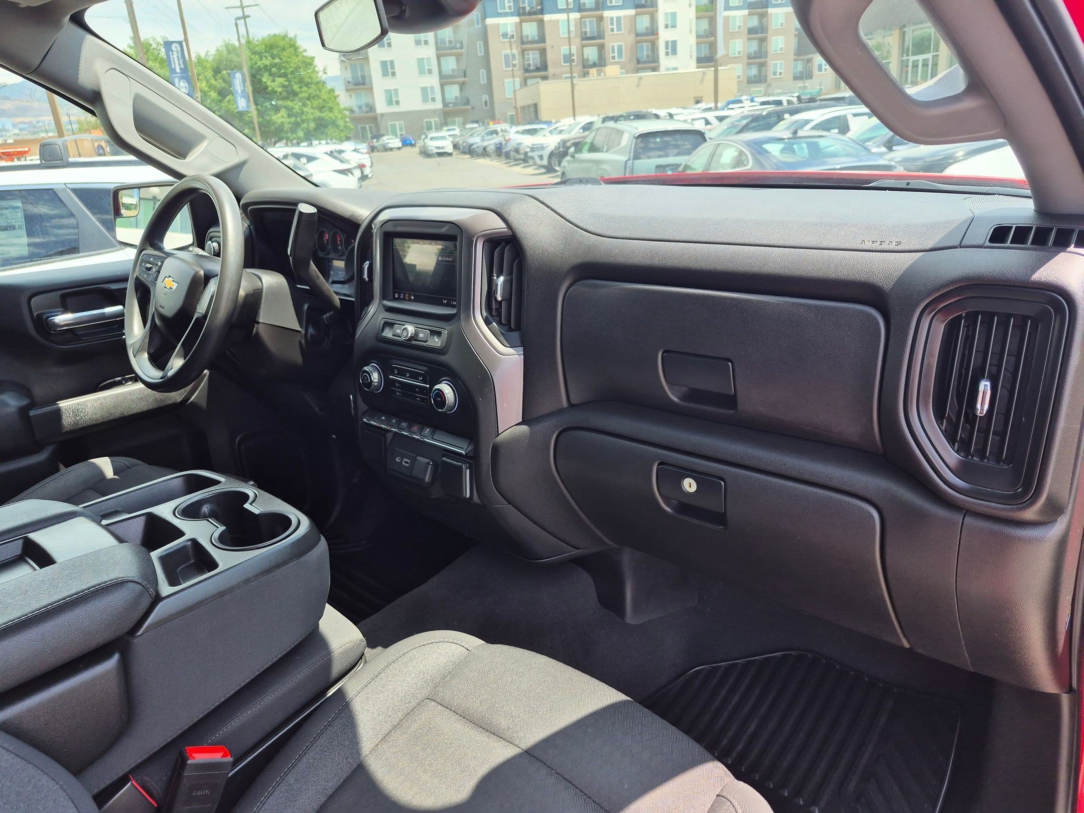 Used 2022 Chevrolet Silverado 1500 Custom AWD/4WD image 31