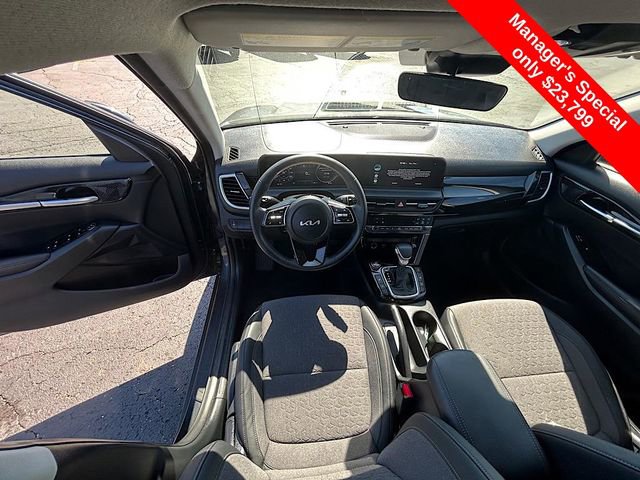 Certified 2024 Kia Seltos X-Line image 24