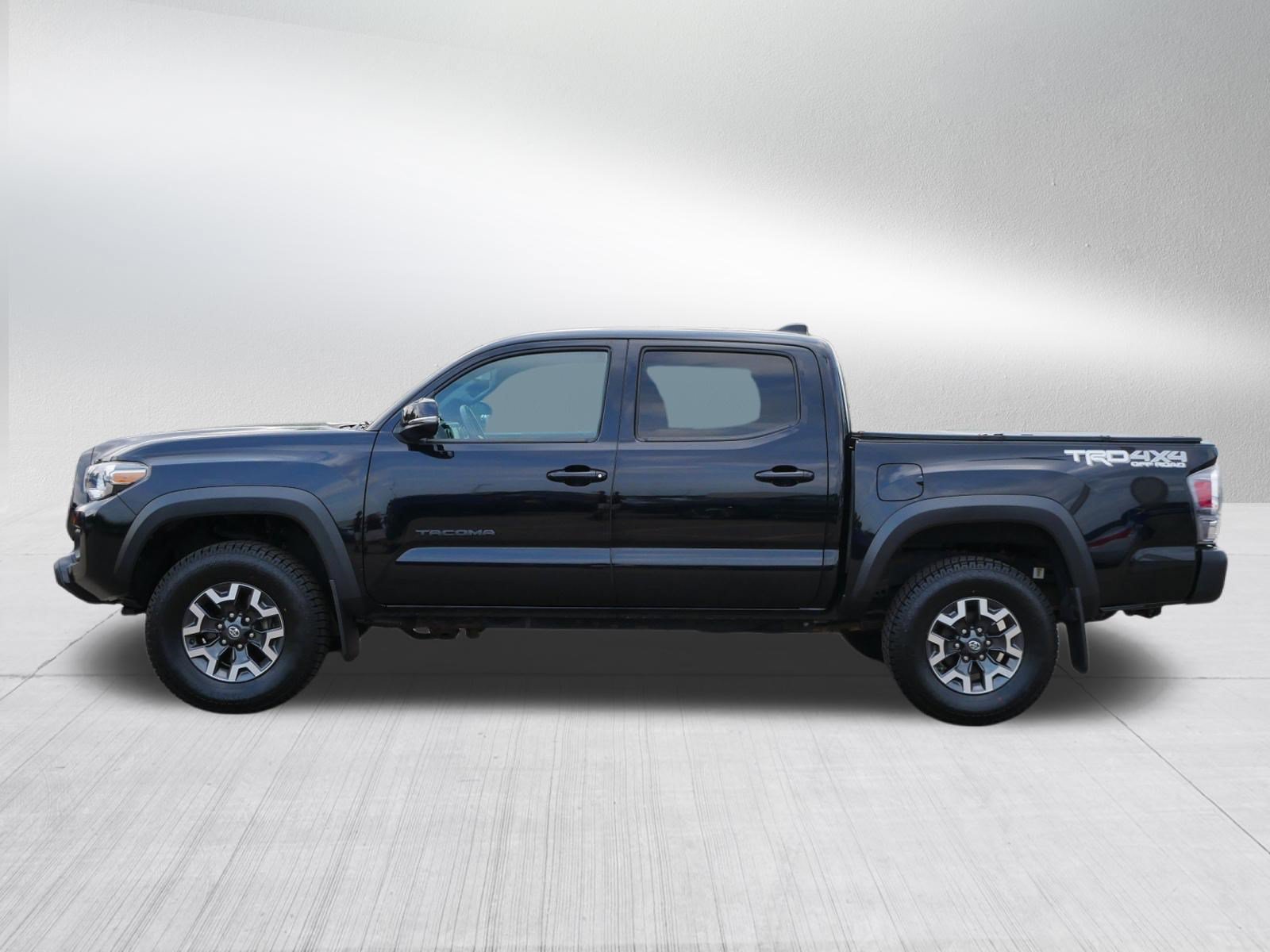 Used 2021 Toyota Tacoma TRD Off-Road AWD/4WD image 4