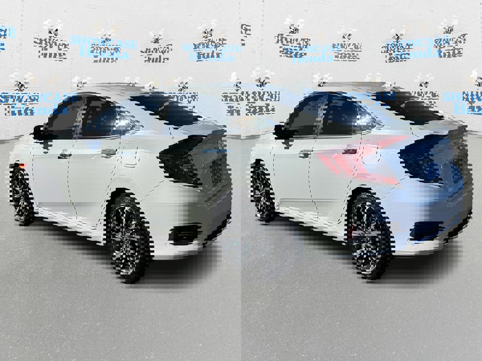 Used 2021 Honda Civic Touring image 5