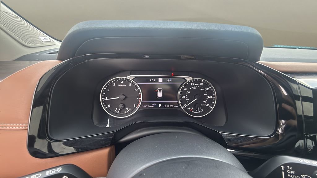 Used 2022 Nissan Pathfinder Platinum w/ Cargo Package image 13