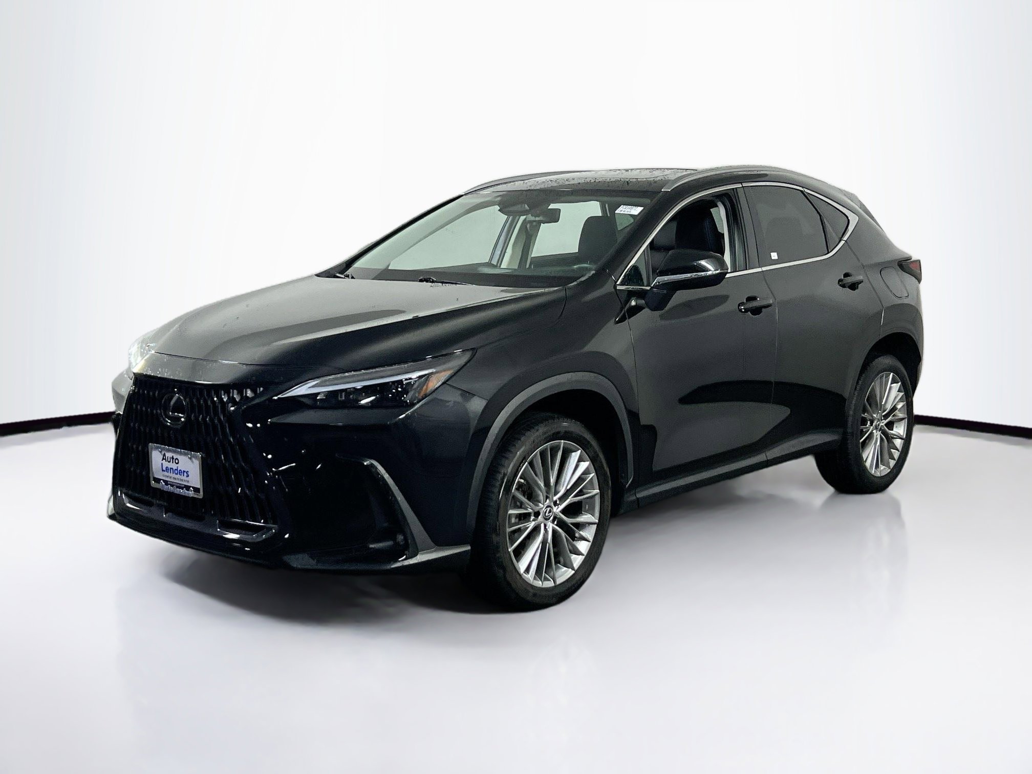 Used 2023 Lexus NX 350h image 1
