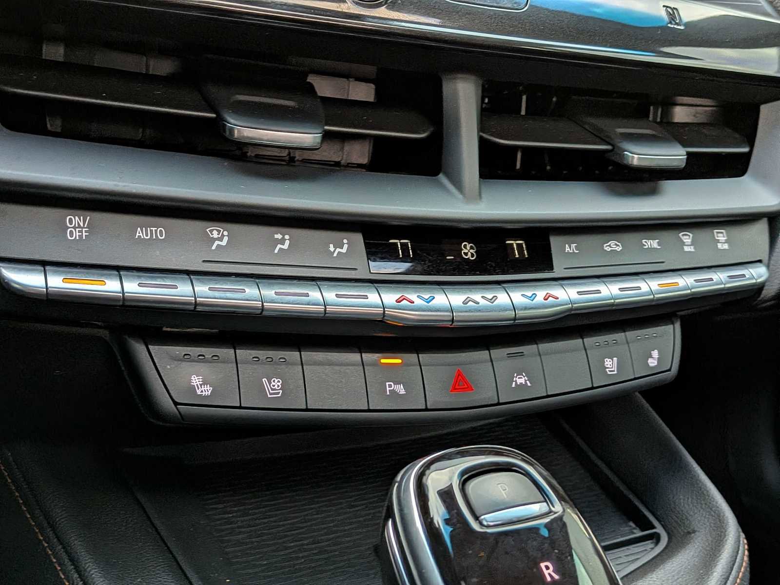 Used 2020 Cadillac CT4 V image 33