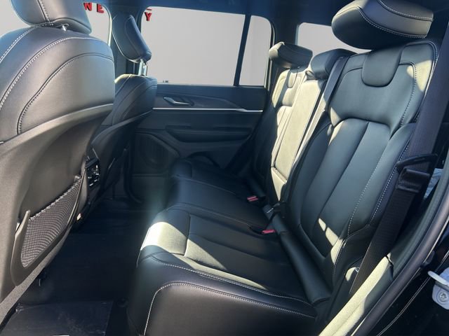New 2025 Jeep Grand Cherokee Limited image 13