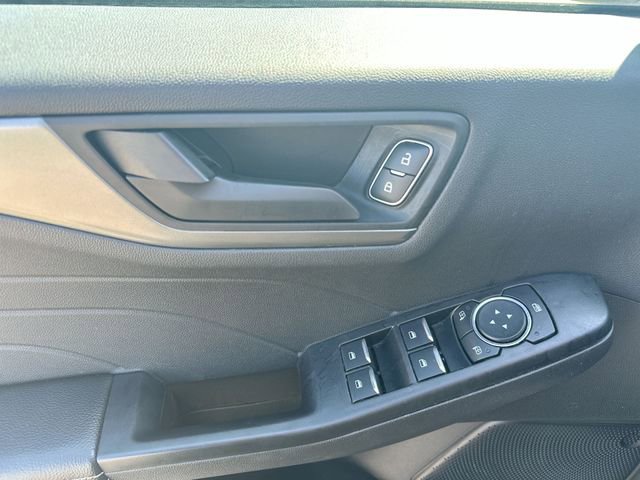 Used 2025 Ford Escape Active AWD/4WD image 15