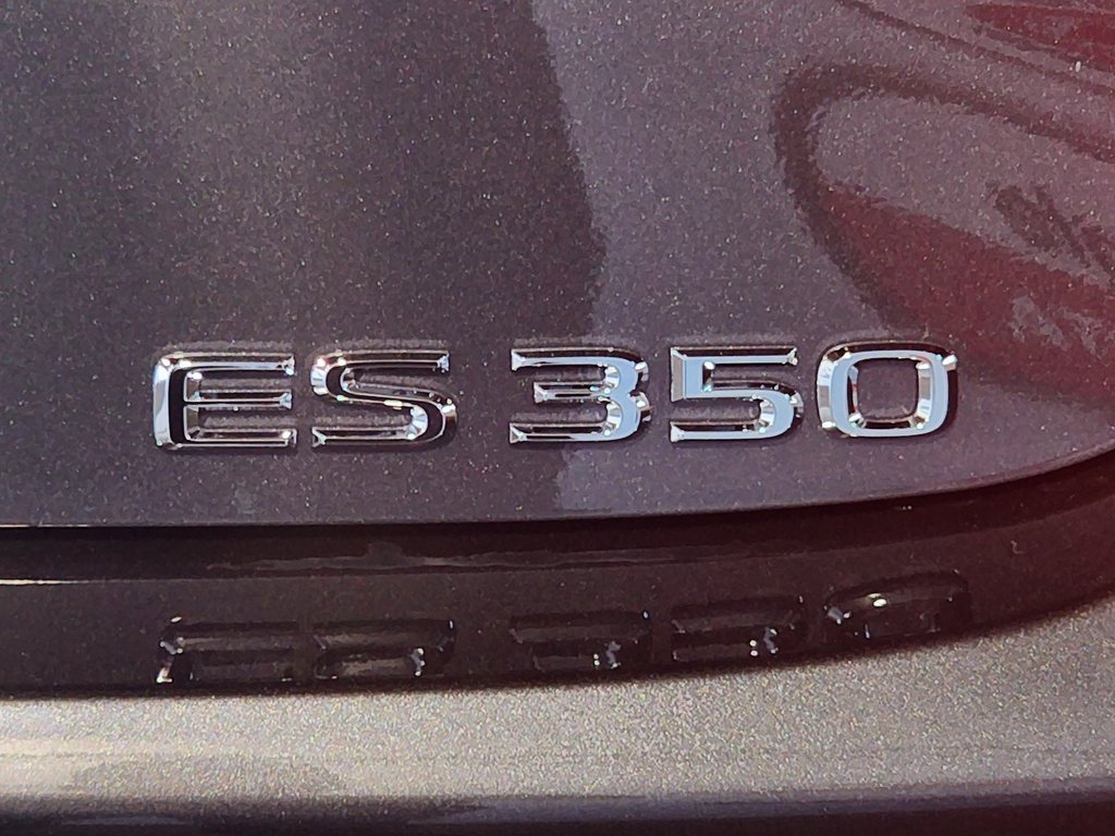 New 2025 Lexus ES 350 w/ Premium Package image 11