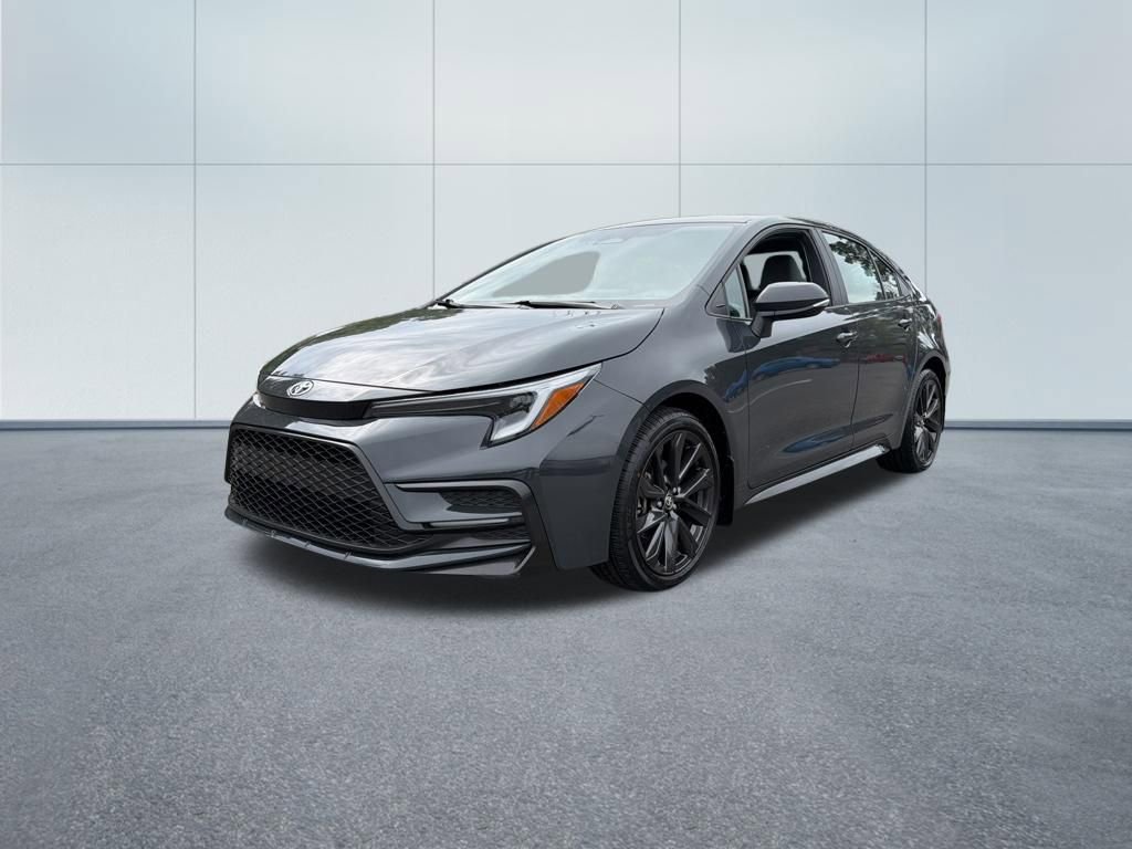 Used 2023 Toyota Corolla SE FWD image 2