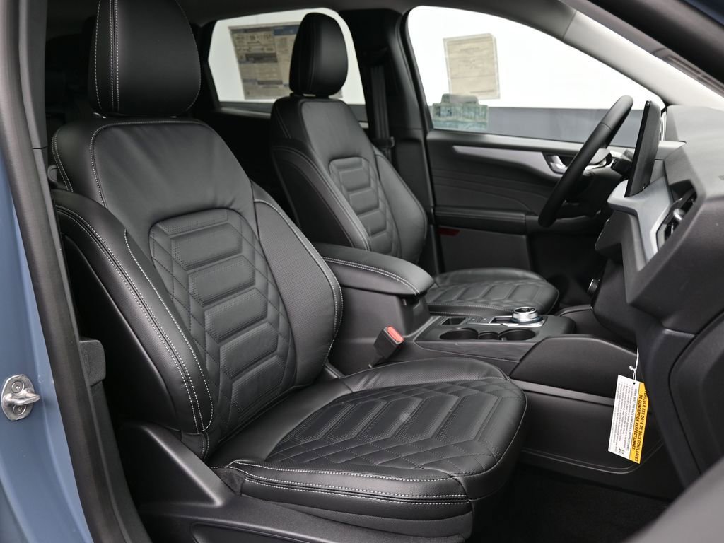 New 2024 Ford Escape SE w/ PHEV Premium Package image 11