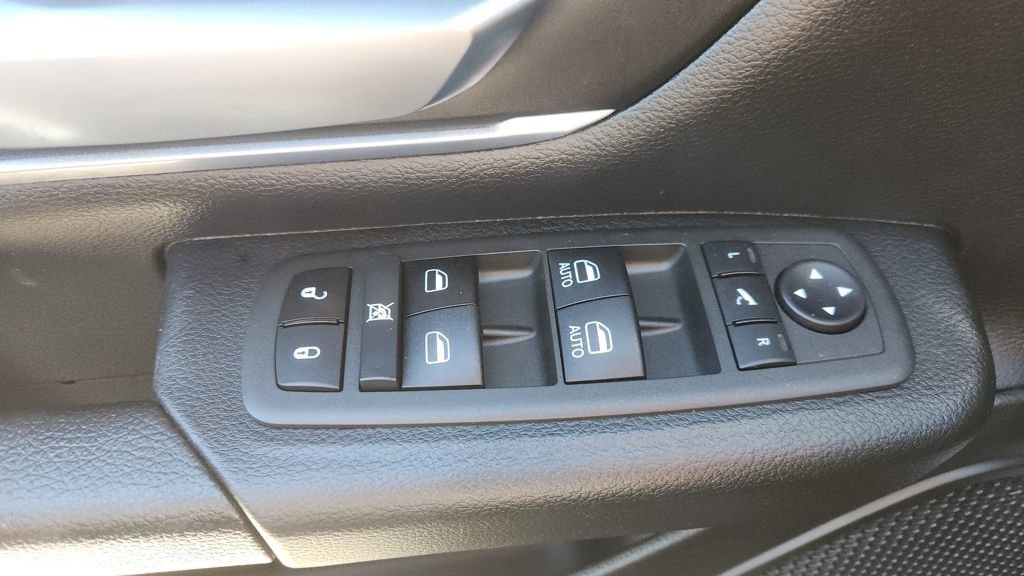 Used 2022 RAM 1500 Lone Star image 18